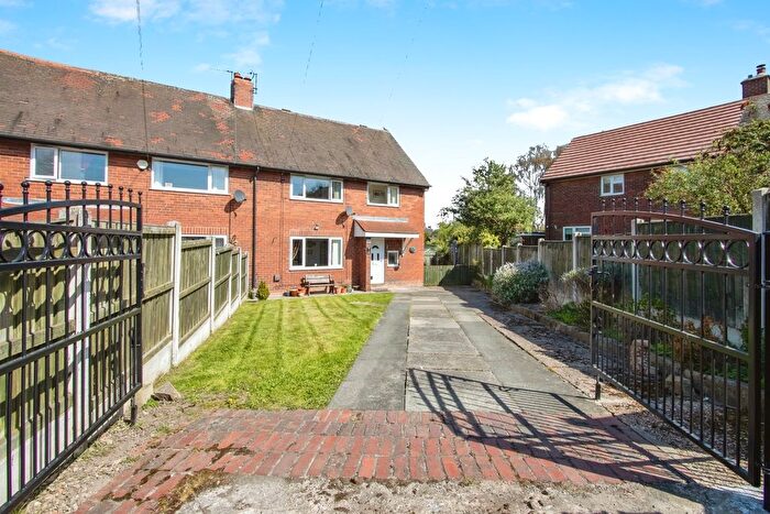 3 Bedroom Semi-Detached House For Sale In Hooton Crescent, Ryhill, Wakefield, West Yorkshire, WF4
