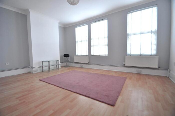 1 Bedroom Flat To Rent In Upper Wickham Lane, Welling, DA16