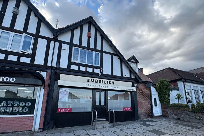 3 Bedroom Semi-Detached House For Sale In Newcastle Road, Fulwell, SR5