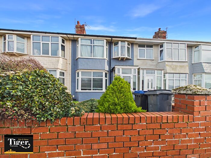 3 Bedroom Terraced House For Sale In Ventnor Road, Blackpool, FY4