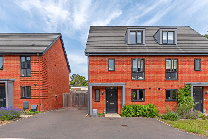 4 Bedroom Semi-Detached House For Sale In Isthmian Close, Bishop's Stortford, Hertfordshire, CM23