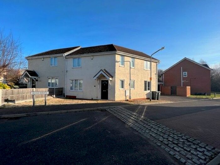 3 Bedroom Semi-Detached House To Rent In Rush Drive, Waltham Abbey, EN9