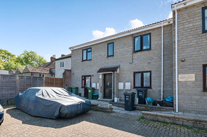1 Bedroom Retirement Property For Sale In Goswell Close, Street, BA16