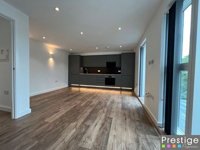 1 Bedroom Flat To Rent In Brent Street, London, NW4