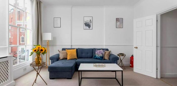 3 Bedroom Flat To Rent In Anderson Street, Chelsea, London, SW3