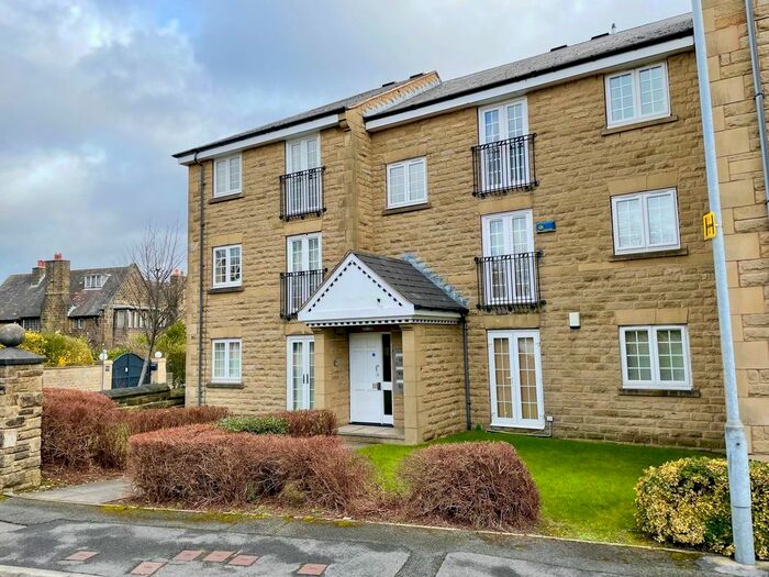2 Bedroom Flat To Rent In Mountjoy Road, Huddersfield, West Yorkshire, Uk, HD1