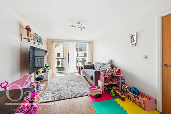 2 Bedroom Apartment For Sale In Watson Place, South Norwood, SE25