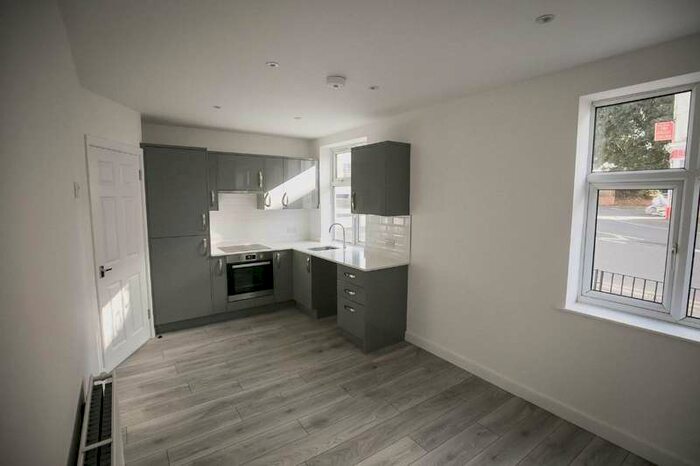 1 Bedroom Flat To Rent In Front Flat 1, 101a Dover Road, Folkestone, CT20