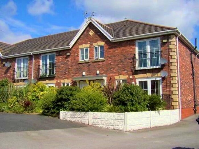 2 Bedroom Flat To Rent In Grosvenor Court, Prescot, L34