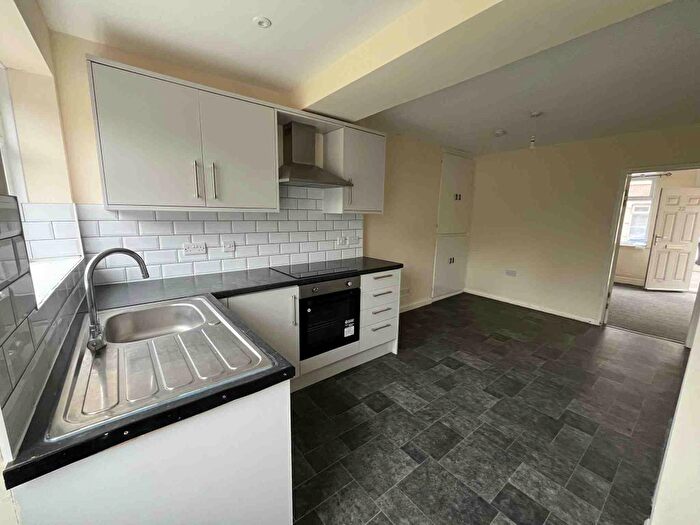 3 Bedroom Terraced House To Rent In Linden Street, Mansfield, NG19