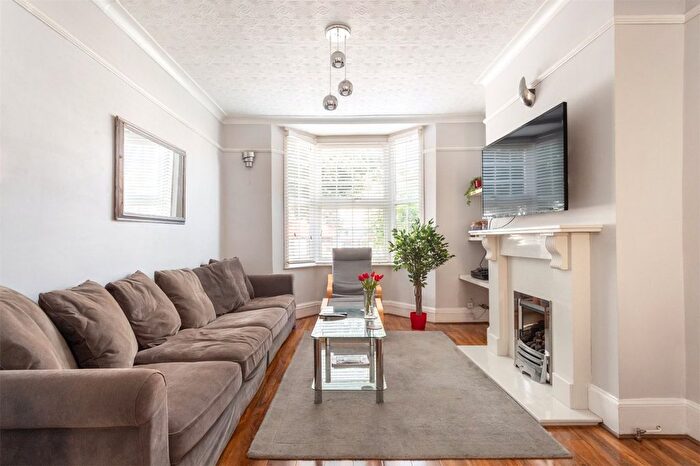 4 Bedroom Terraced House To Rent In Lewes Road, Brighton, BN2