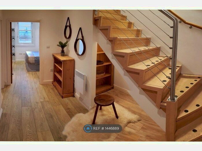 2 Bedroom Flat To Rent In Albion Place, Leeds, LS1