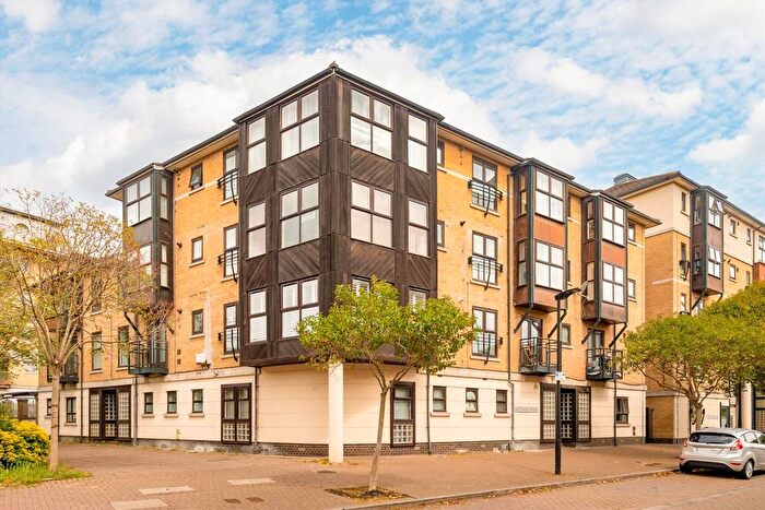 2 Bedroom Flat To Rent In Portsmouth Mews, North Woolwich, E16