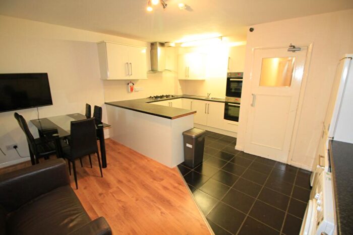 1 Bedroom Terraced House To Rent In North Sherwood Street, Nottingham, NG1