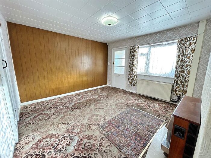 2 Bedroom Semi-Detached House For Sale In Sand Lane, Osgodby, Selby, YO8