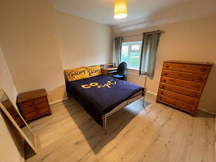 5 Bedroom Semi-Detached House To Rent In The Crescent, Brighton, BN2