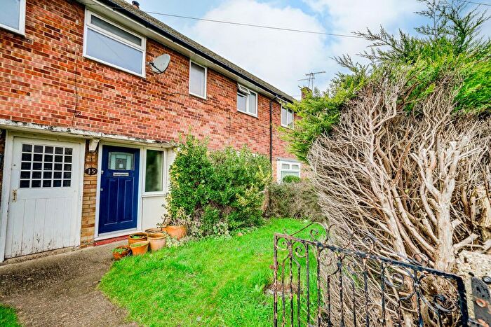 3 Bedroom Terraced House For Sale In Cedars Way, Leighton Buzzard, LU7
