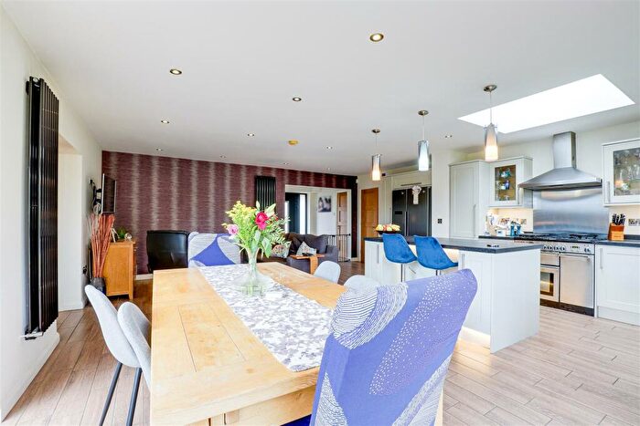 5 Bedroom Detached House For Sale In Kenrick Road, Mapperley, Nottinghamshire, NG3