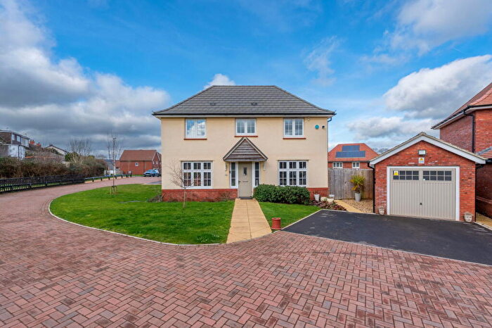 3 Bedroom Detached House For Sale In Guernsey Road, Winscombe, BS25