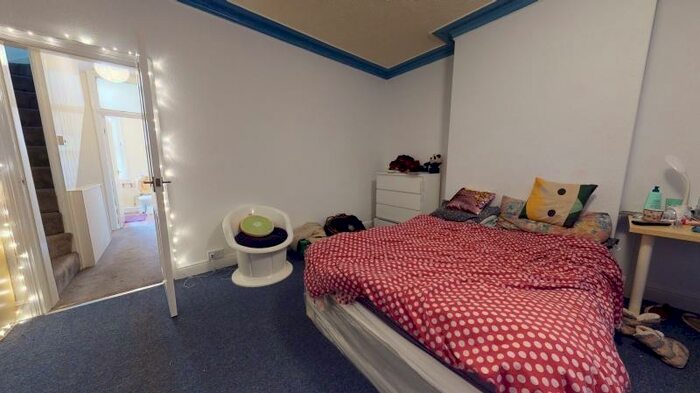 3 Bedroom Terraced House To Rent In Beechwood Terrace, Burley, Leeds, LS4