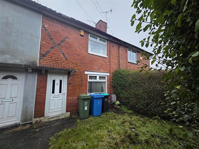 2 Bedroom Terraced House For Sale In Reindeer Street, Mansfield, NG18