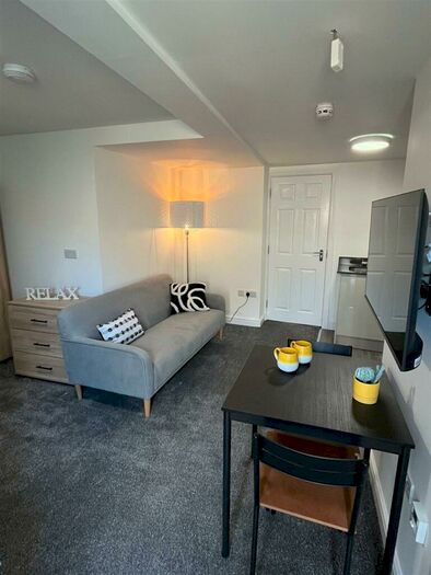 1 Bedroom Private Hall To Rent In Ullswater Road, Lancaster, LA1