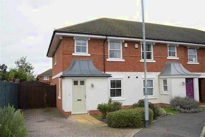 3 Bedroom Semi-Detached House To Rent In St. Lawrence Chase, Ramsgate, CT11