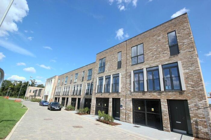 3 Bedroom Terraced House To Rent In Willers Lane, Trumpington, Cambridge, CB2