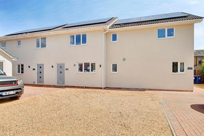 2 Bedroom Terraced House To Rent In Orchard Way, Ramsey, PE26