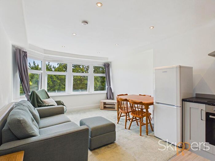 2 Bedroom Flat To Rent In Kingsnorth Gardens, Folkestone, CT20