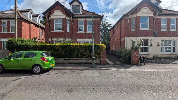 1 Bedroom Flat For Sale In Hamilton Road, Bournemouth, BH1