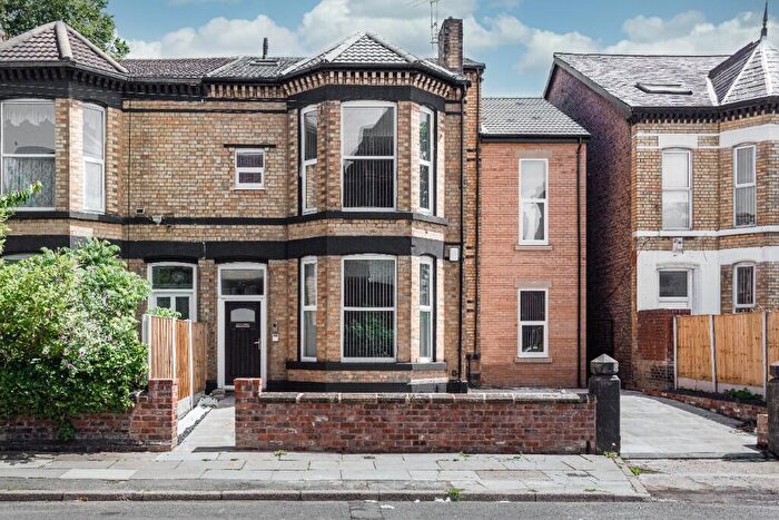 5 Bedroom Apartment To Rent In Hartington Road, Liverpool, Merseyside, L8