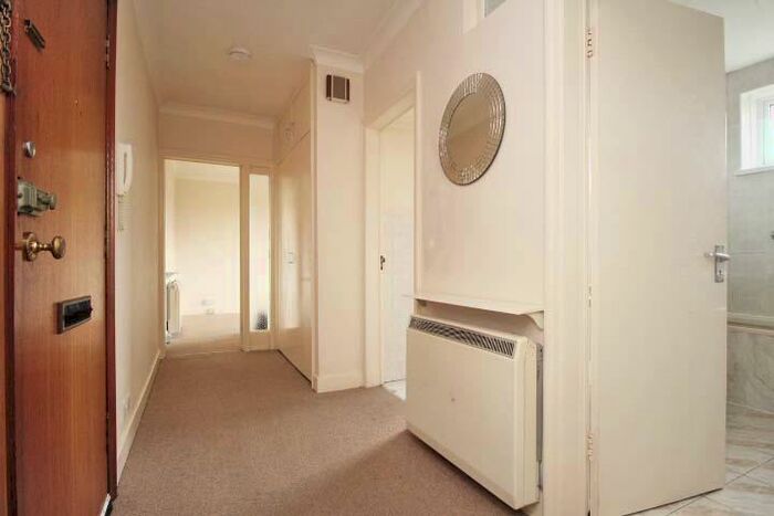 1 Bedroom Flat For Sale In Whittingehame Court, Kelvindale, Glasgow, G12