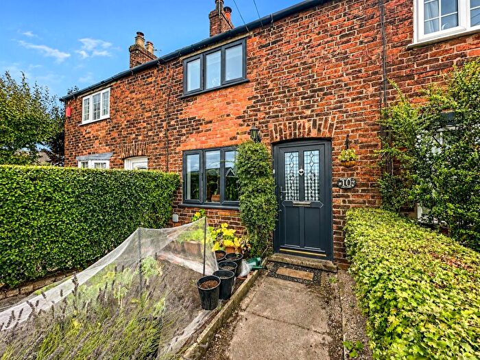 1 Bedroom Terraced House For Sale In Back Lane, Congleton, CW12