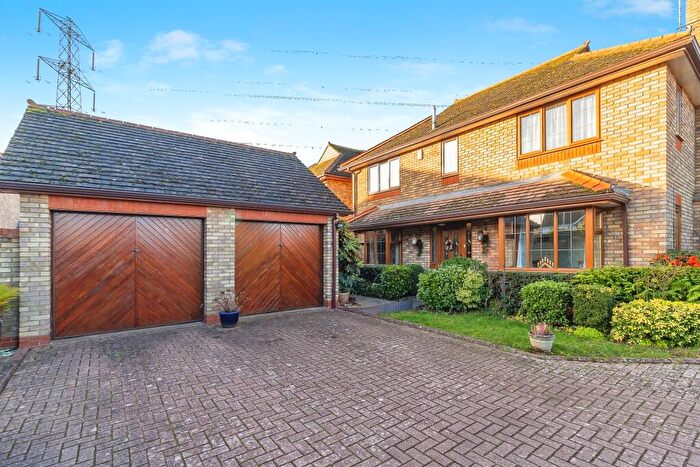 4 Bedroom Detached House For Sale In Arundel Road, Marston Moretaine, Bedford, MK43