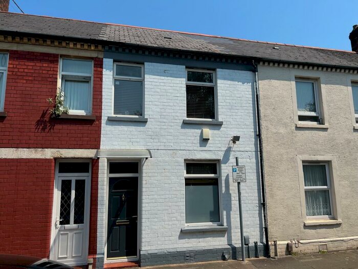 2 Bedroom House To Rent In Adamsdown Place, Cardiff, CF24