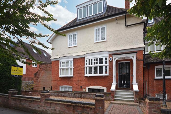 Studio To Rent In Park Hill Bromley, BR1