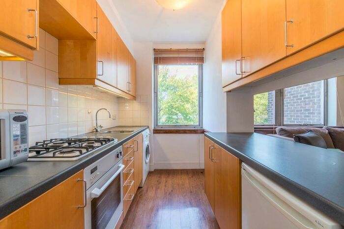 1 Bedroom Flat To Rent In Kendal Street, Hyde Park Estate, London, W2