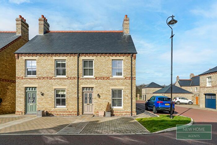 3 Bedroom Semi-Detached House For Sale In Healeyfield, Lambton Park, Chester Le Street, DH3