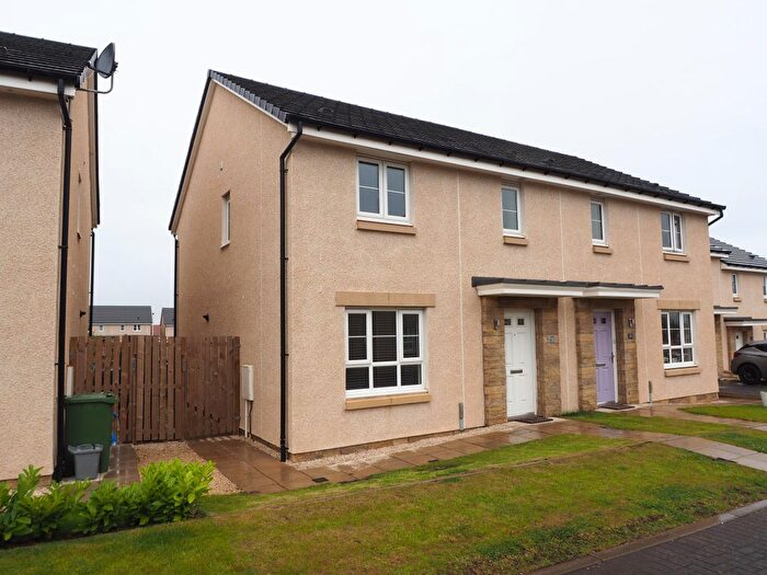 3 Bedroom Semi-Detached House To Rent In Chute Crescent, Wallyford, Musselburgh, EH21