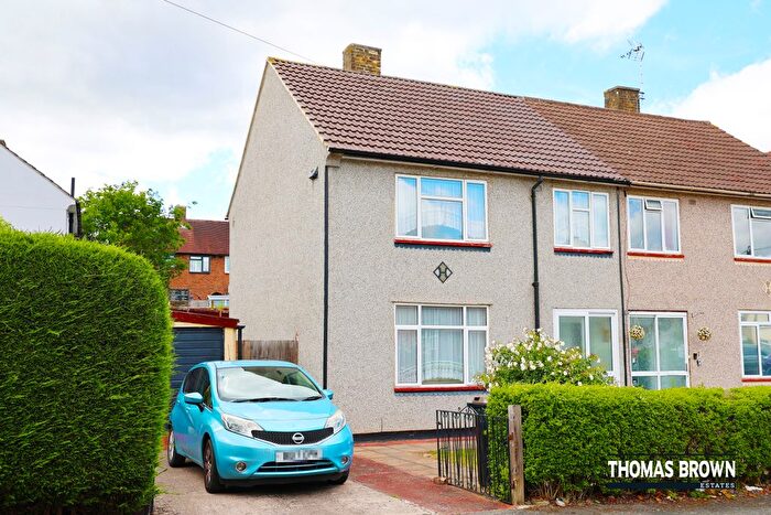 3 Bedroom Semi-Detached House For Sale In Clarendon Grove, Orpington, BR5