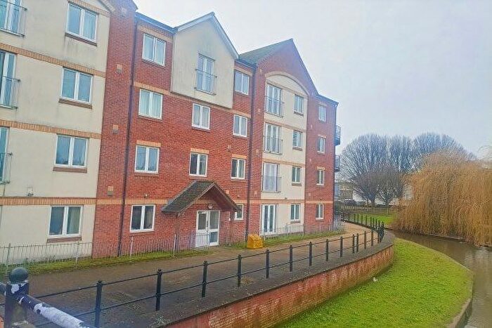 2 Bedroom Flat To Rent In Espleys Yard, Stafford, ST16