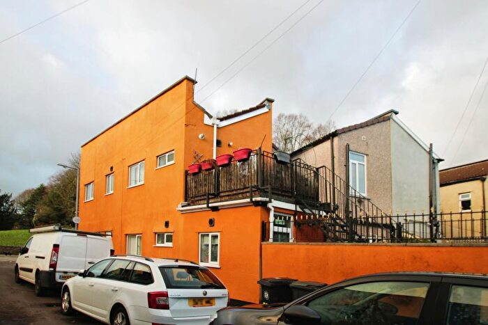 2 Bedroom Flat To Rent In Ashton Road - Bedminster, BS3
