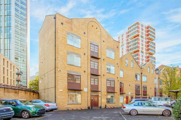1 Bedroom Flat To Rent In Pump House Close, London, SE16