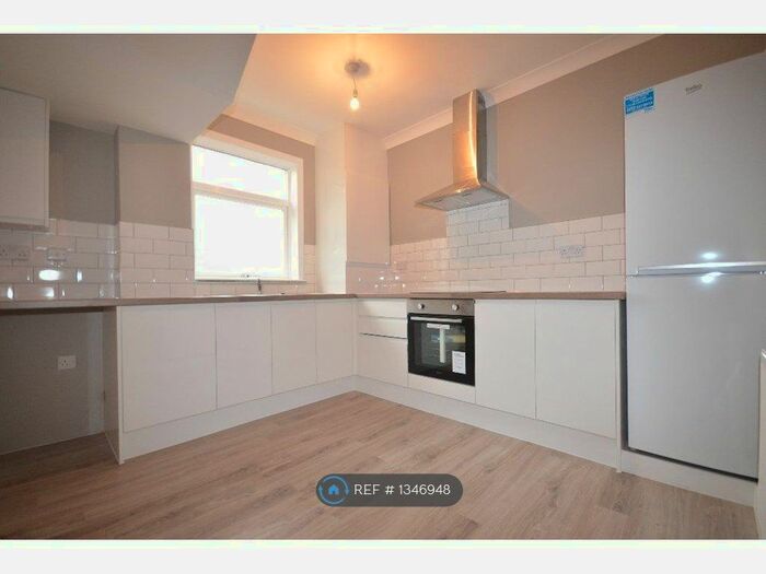 3 Bedroom Terraced House To Rent In Lamont Crescent, Cumnock, KA18