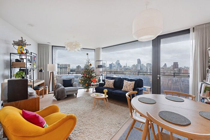 2 Bedroom Flat To Rent In Mono Tower, London, N1