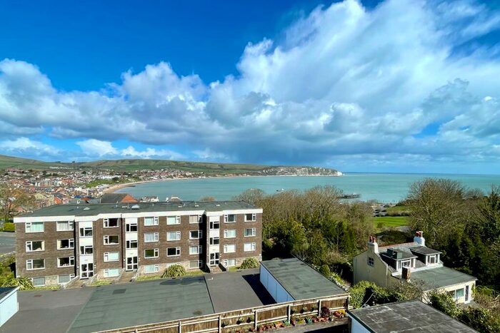 1 Bedroom Flat For Sale In Peveril Road, Swanage, BH19