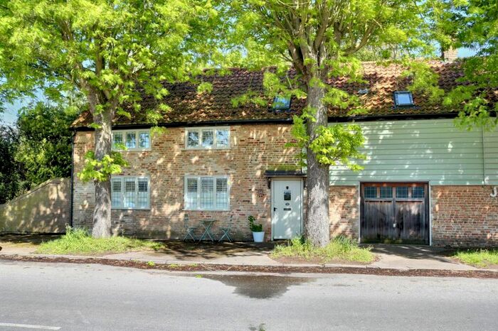 3 Bedroom Semi-Detached House For Sale In High Street, Chippenham, CB7