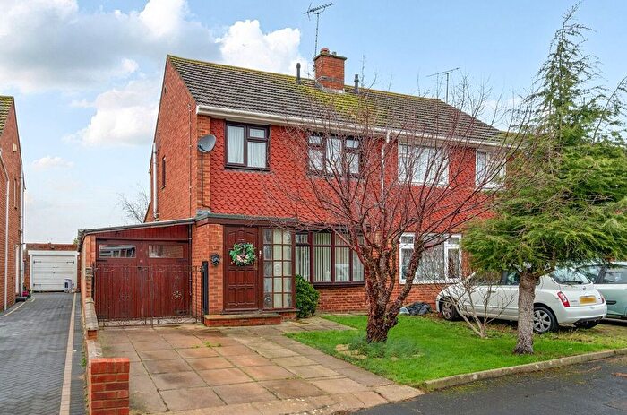 3 Bedroom Semi Detached House For Sale In Harlestone Road, Stratton St Margaret, Swindon, SN3