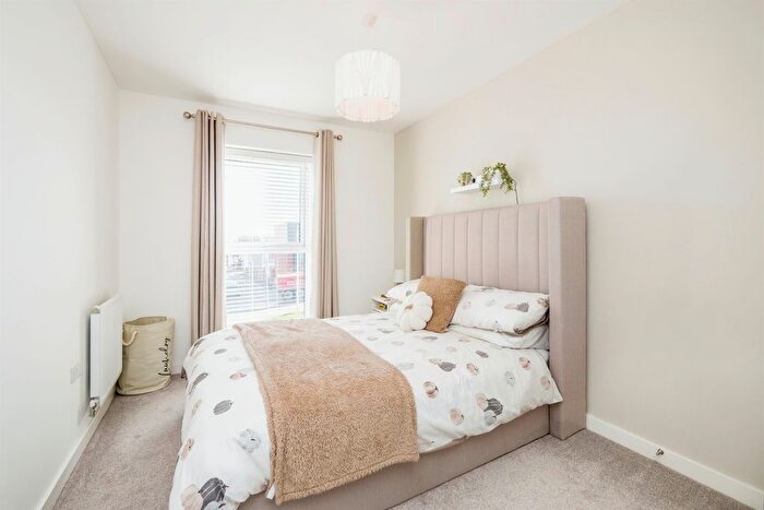 2 Bedroom Flat For Sale In Dol Glaswg, Capel Llanilltern, Cardiff, CF5